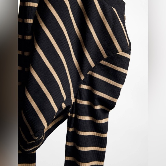 ASOS COLLUSION rib stripe long sleeve top in black and tan size 8 - Picture 3 of 7